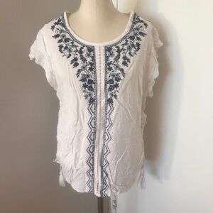 New Apt 9 Peasant Prairie Floral Embroidered Top Size Large